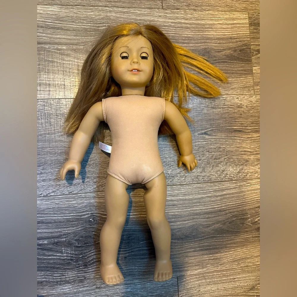 American Girl Doll with Golden Brown Hair and Brown Eyes - Picture 1 of 14